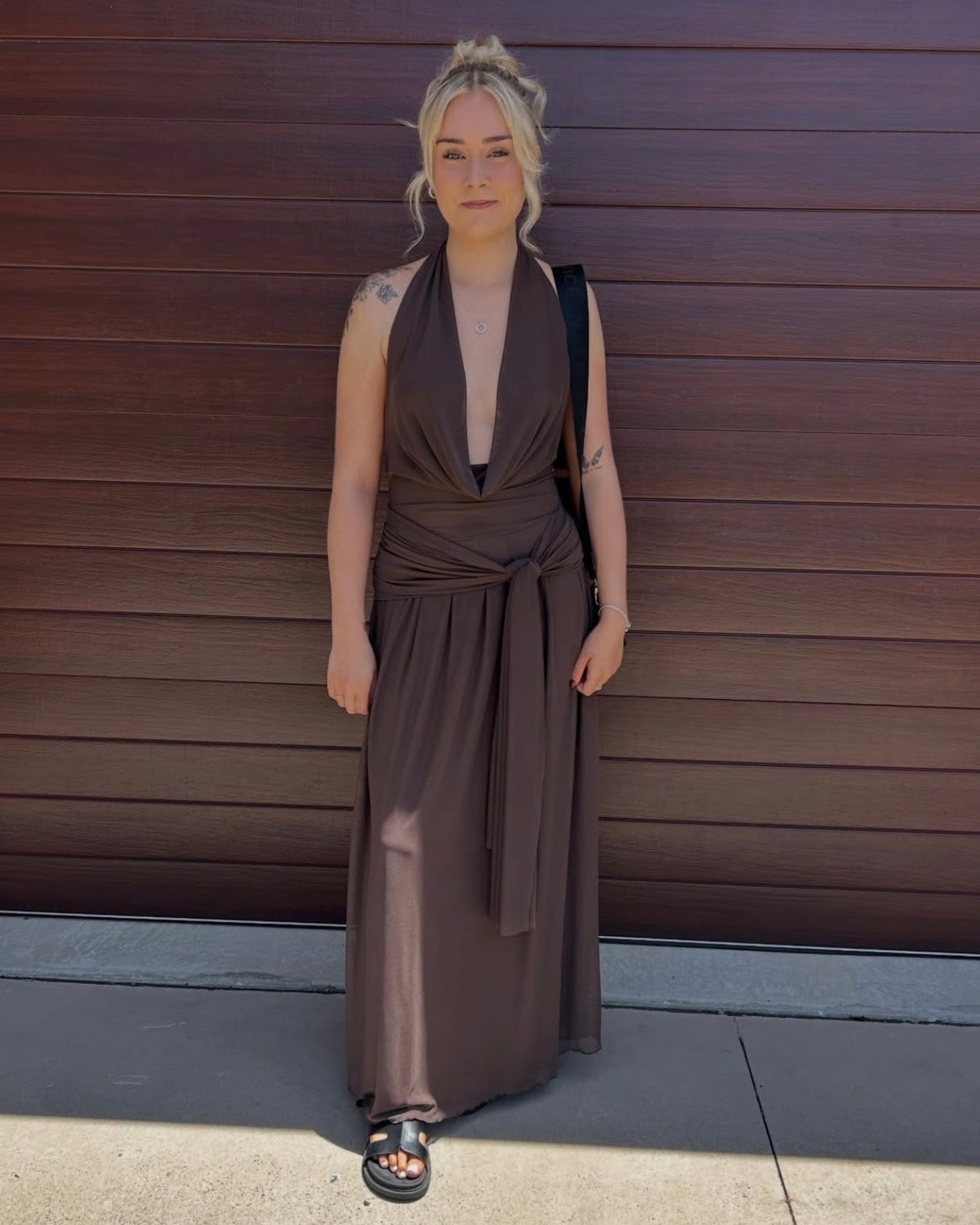 Lulu Souza Yosei Maxi Dress featuring a flattering fitted silhouette, elegant maxi length and timeless design. Ideal for wedding guests, black tie events, formal occasions and evening celebrations.